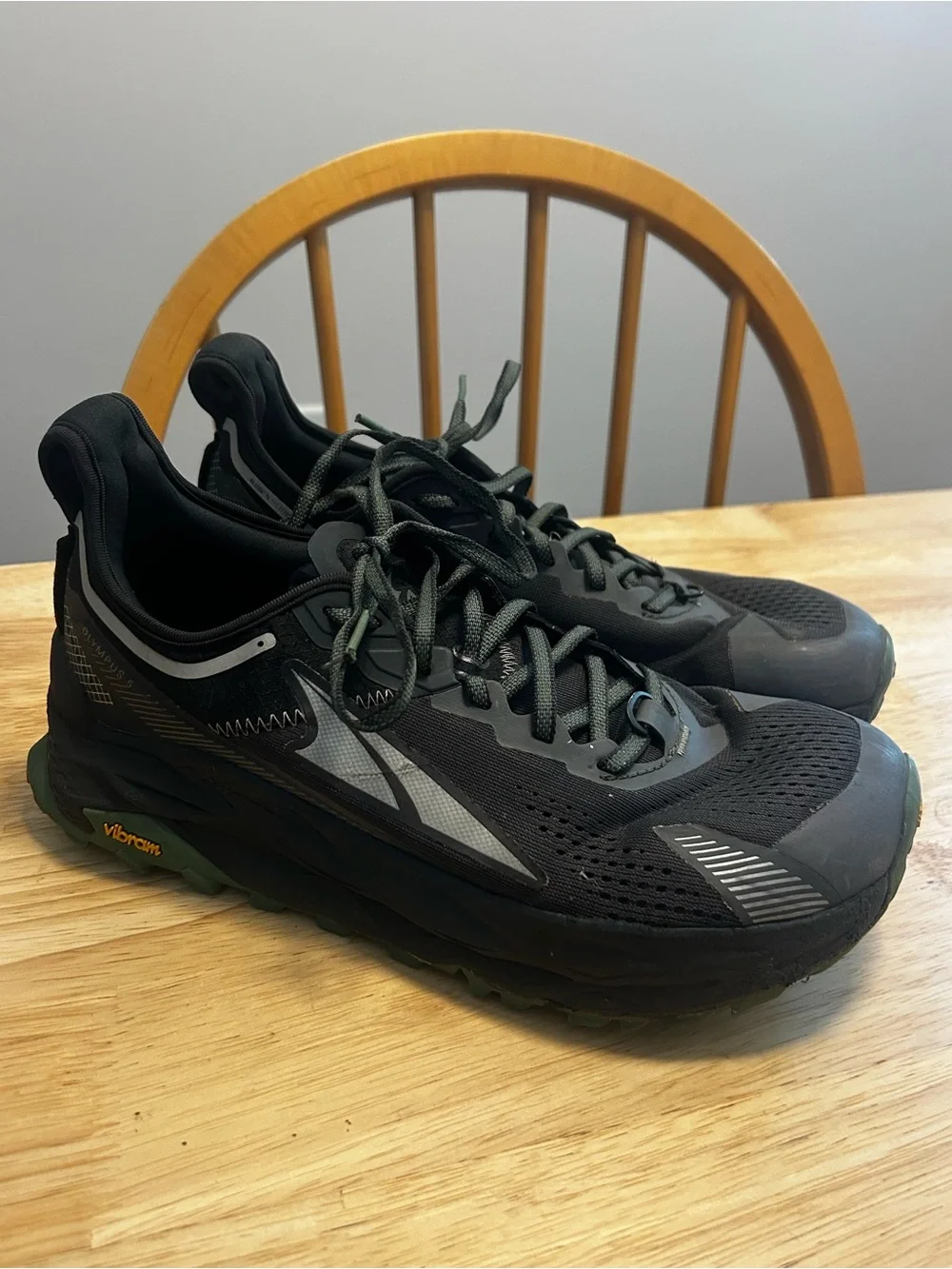 Altra Olympus 5 Trail Running Shoes Mens Sz 9